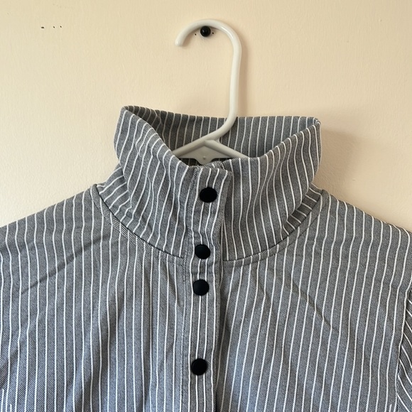 athleta button up small collared athletic shirt - Picture 3 of 3